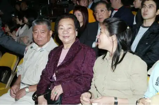 曾全家住笼屋,当消防员养家,3年前买千万豪宅|朱丽倩|古典乐|粤语歌曲