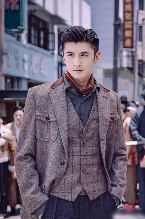 民国奇探张云龙十套服饰西装加马甲帅出天际制服a爆了