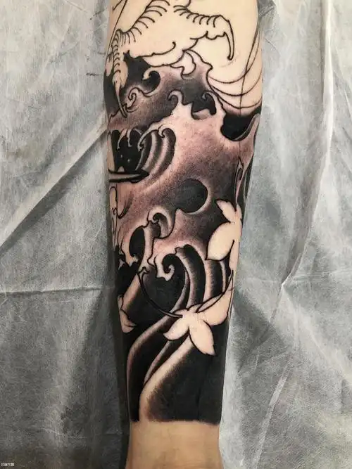 浪花_纹身图案手稿图片_浮山的纹身作品集