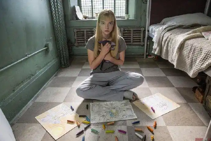 新变种人# 新剧照:秘客,该片定档北. 来自漫微在线 - 微博