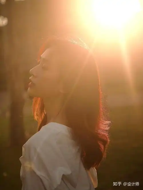 4,回眸一笑逆光照回眸一笑百媚生,逆光的人像照,可以让自己的逆光的
