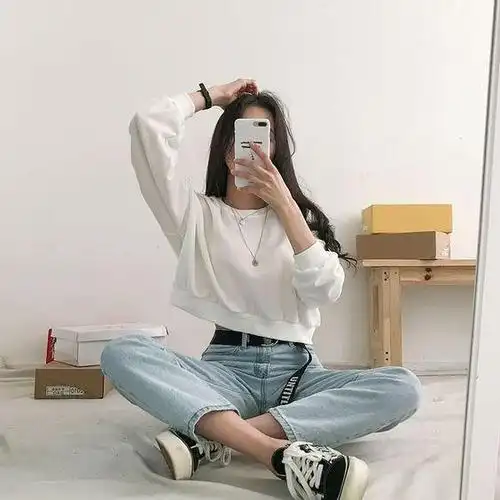 对着镜子自拍的高格调拍照技巧 可盐可甜有气质让你成为新一代的漂亮