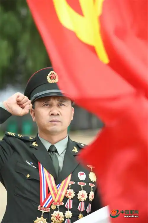 二级军士长张俊凯是这样成为铁骑神医的