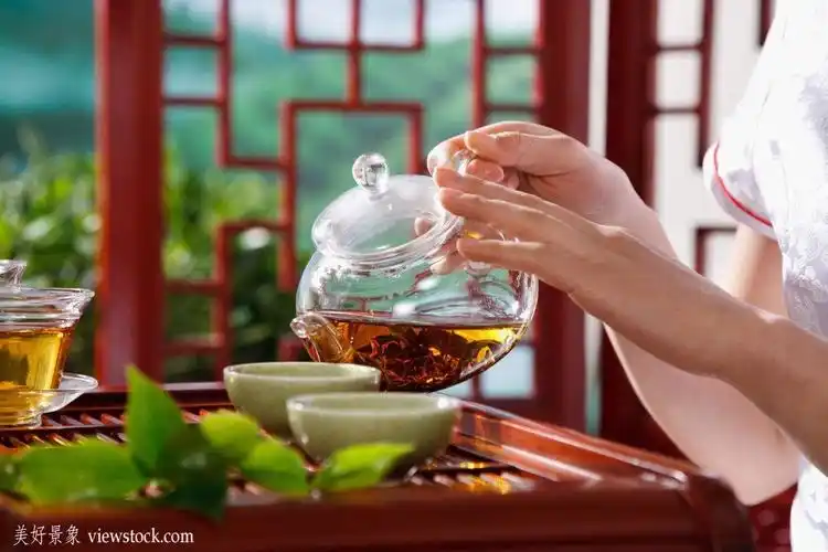 让女人有健康的材,不老的容颜,优雅脱俗的气质以及如何有趣致的生活