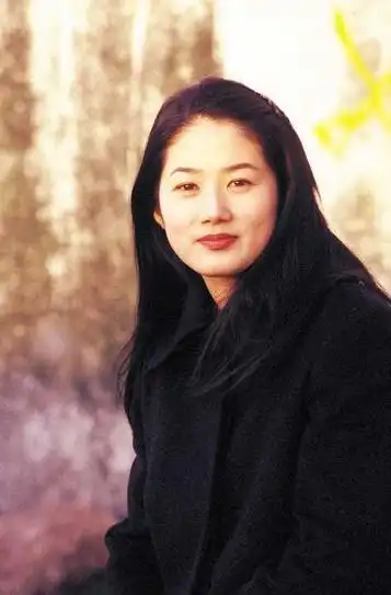 订婚前2天宣布分手,悔婚豪门的"国民初恋"沈银河怎么样了?