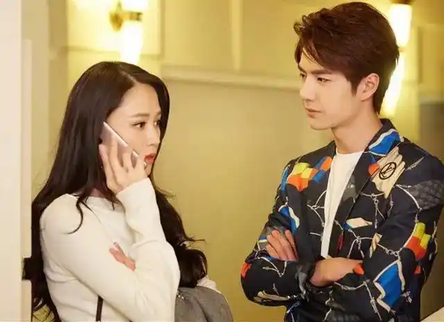 陈乔恩与王一博 可是要再过几年,就只能演伯母了,台词是大吼:"给你500