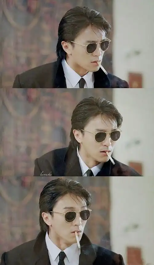 周星驰体验离子烫黑长直照片真"婀娜"!更多扮女人正面照看过来