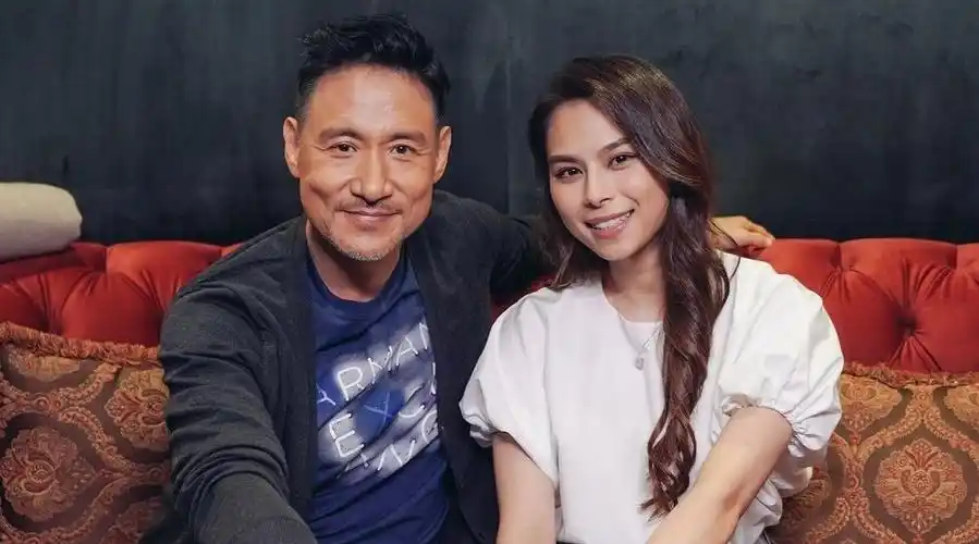 的微博视频64 环球唱片#弙東歌未來#编曲:张子坚 | 监制:郭伟亮作曲