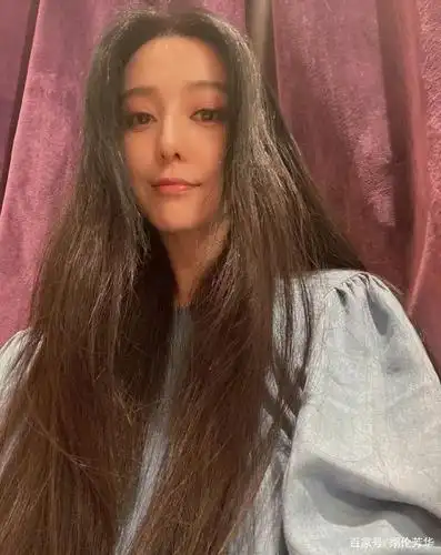 范冰冰晒出美照,感叹:头发越来越长,又快及腰了!