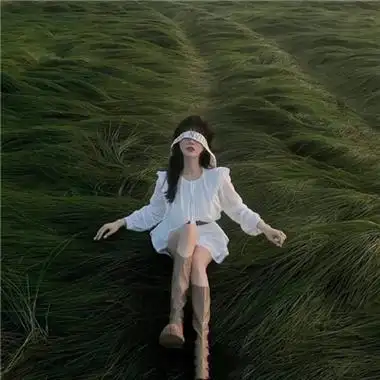 温柔很有意境氛围感的女生头像图片