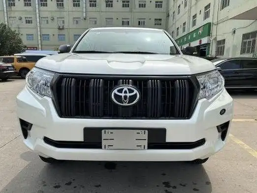 天津2023款丰田霸道2700现车特价43万起分期首付多少钱