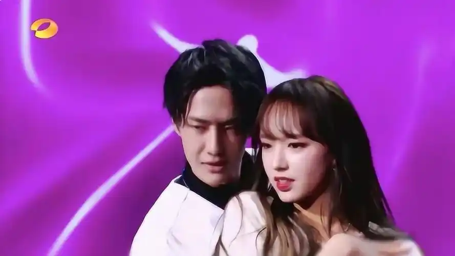 王一博是程潇的男朋友吗真相就在boyfriend双人舞