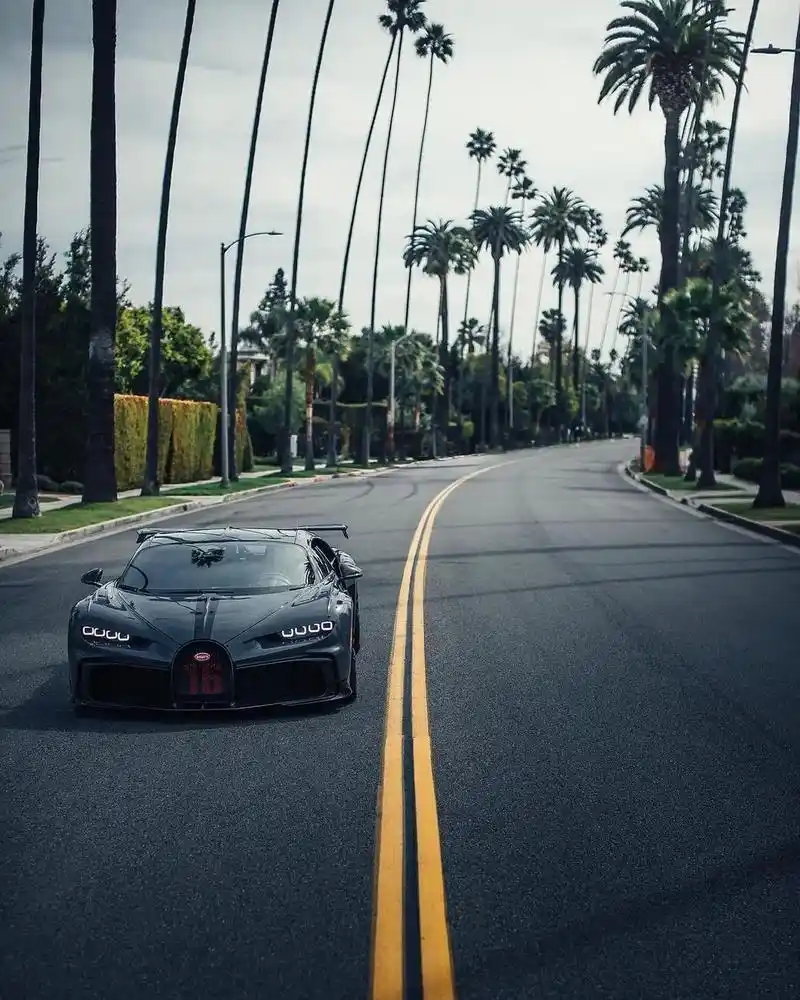 抖音汽车 #顶级超跑 #布加迪 #高清壁纸 #桔子汽车  - 抖音