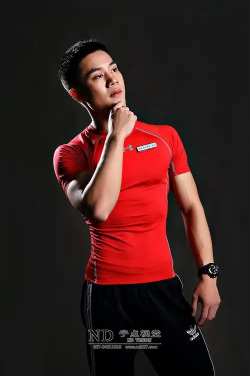 健身教练形象照