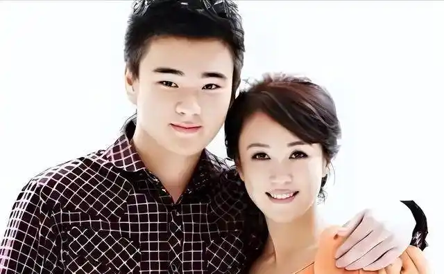 傅艺伟:两段婚姻皆失败,自毁前程沦为阶下囚,眼泪不值得同情?