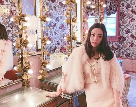 突传噩耗28岁香港名媛被杀被碎尸藏于冰箱叫声持续一小时