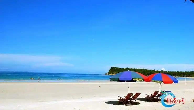 越南广宁省明珠岛的原始之美