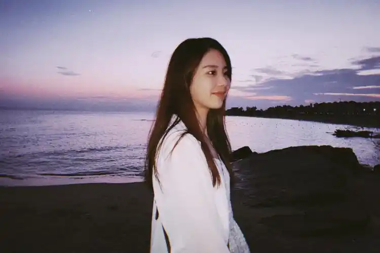 治愈系女生陈梓平日常生活照