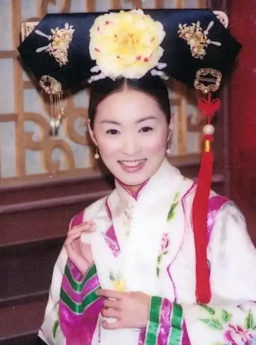 原创48岁怀玉公主近照素颜出镜状态佳与孙耀威分手后不想结婚