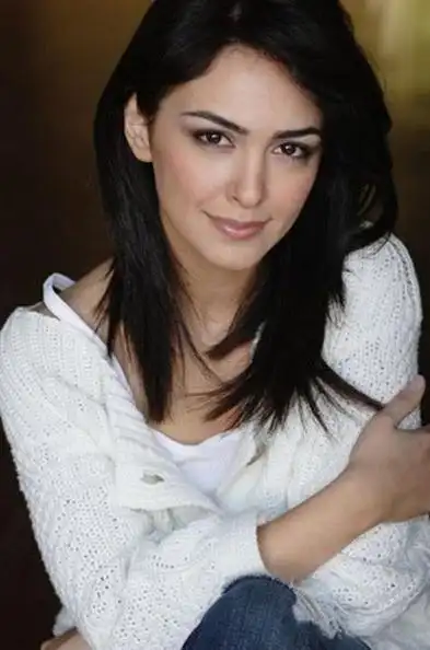 伊朗裔女演员,阿汤哥的伊朗小情人!