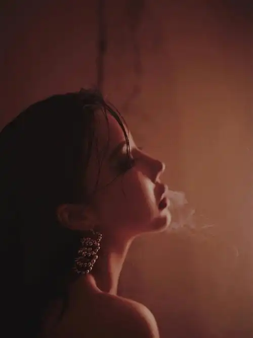 破碎的情绪厌世感写真孤独世界的自我救赎