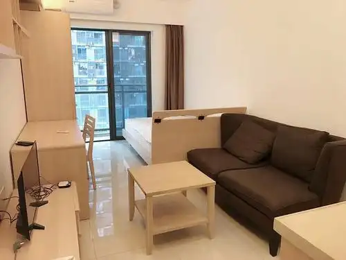 个人转租,佛山桂城,5分钟到礌岗地铁口,万科广场.