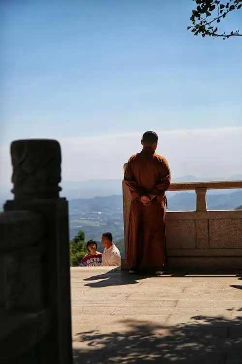 深山藏古寺,竹影拂禅茶,径山古道徒步记