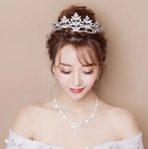 那些美得让人窒息的新娘皇冠造型都在这里