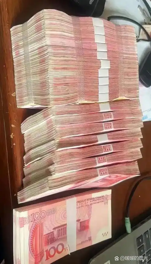 堆100人民币100人民币图片人民币图片大全大图100元一百万人民币图片