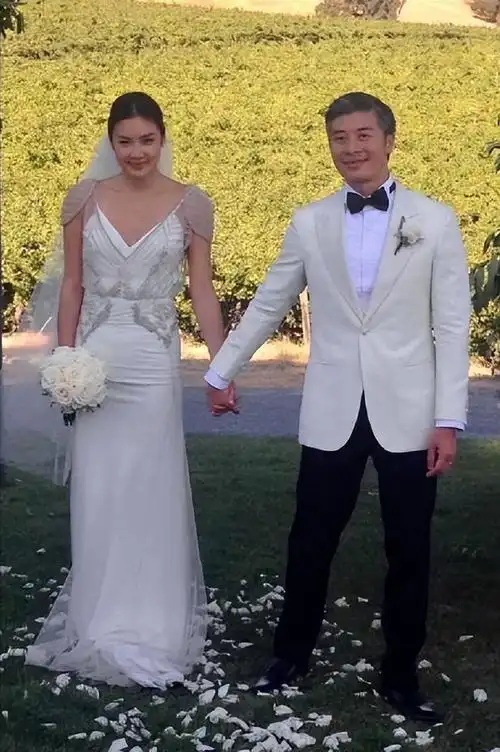 5亿分手费,给黎明戴绿帽,再婚伪富豪被骗|舒淇|唱片|乐基儿|华语音乐