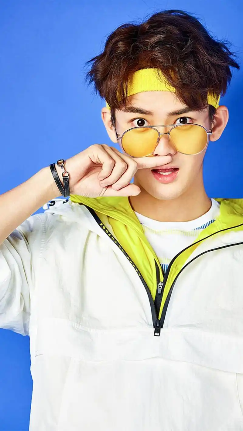 明星帅哥手机壁纸图片_明星帅哥高清手机壁纸_明星帅哥图片素材_美桌