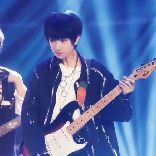 tf家族四代最小小师妹