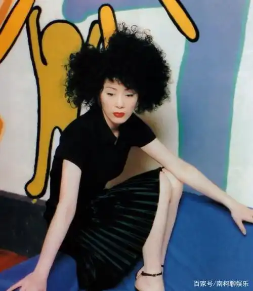 关淑怡:跟和尚生子16年后,一度露宿街头,人生有多悲惨?