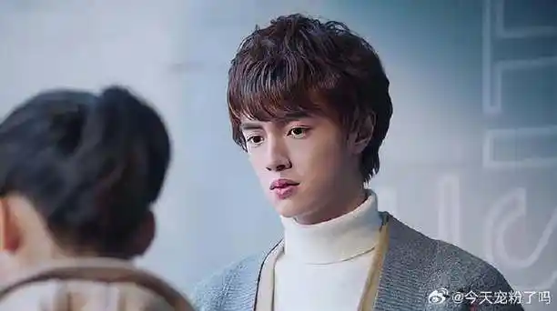 流星花园#沈月# #王鹤棣#     官鸿的紧张瞬间,为什么她这么开心?