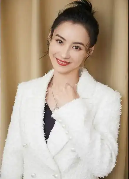 外国国籍的中国明星(20位是中国人的外籍明星)