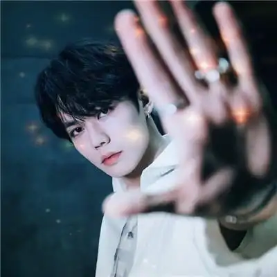 帅哥照片头像 好看的帅哥图片头像高清_男生头像_头像屋