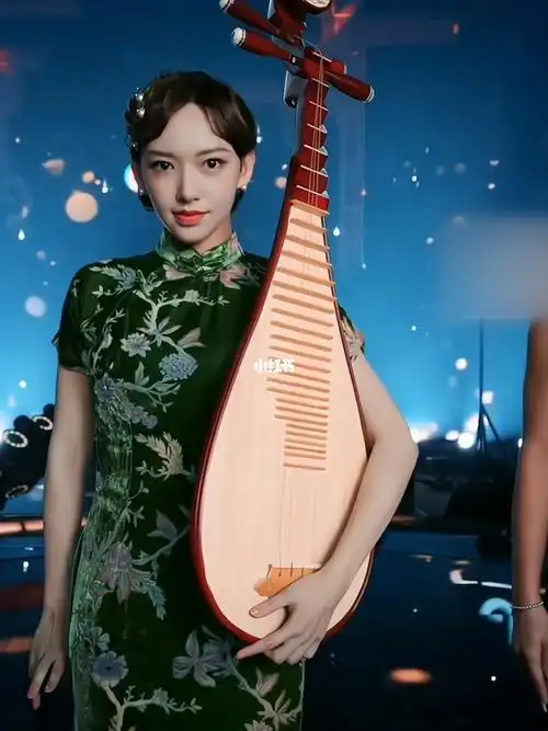 程潇旗袍造型好美举手投足婀娜多姿