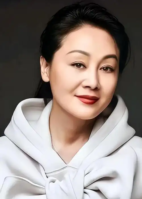 回顾王姬:为自闭症儿子付出一生,如今女儿也要走她的老路吗?