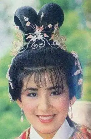 16岁"玉女"出道却扮丑34年,这位"女版周星驰"好笑在哪儿?