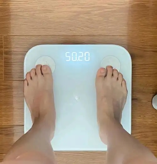98初始体重:52.10kg98目标体重:47.50kg98今日体重:50.20kg.