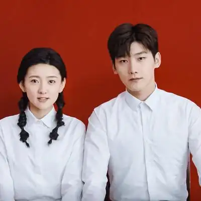 邢昭林梁洁的情侣头像