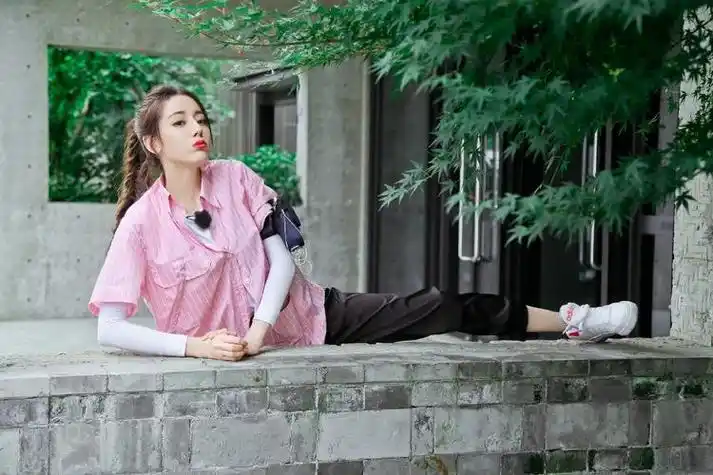 《向往7》心疼彭昱畅,接戏被挑选,想见胡歌,迪丽热巴见不着