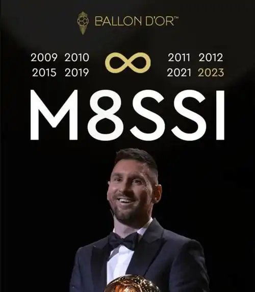 他如同一颗闪耀的足球明星,熠熠生辉,让人瞩目.