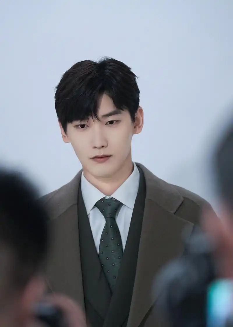 邢昭林超话#我的差评女友#@邢昭林我的差评女友 肖穆丞@邢昭林 定妆