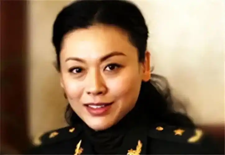 回顾:中国漂亮女将军刘敏少将,美在什么地方?