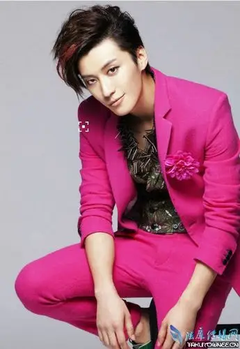 乔任梁是在玩sm而死吗?头套塑料袋是sm什么玩法?