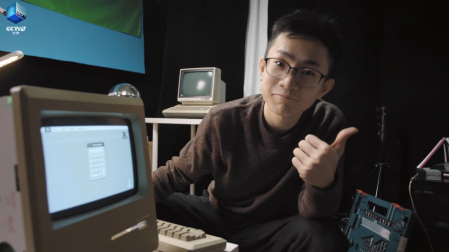 对,全网热搜的何同学被我们拍了_腾讯新闻