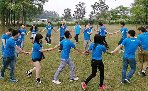 适合公司聚会晨会的41个比较嗨的暖场游戏