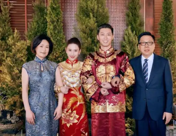 窦骁何超莲结婚,超20个明星送祝福,林峰有诗意,奚梦瑶最意外_腾讯新闻