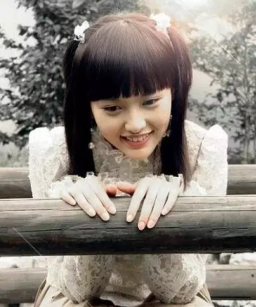 唐嫣8年前竟演过张一山后妈